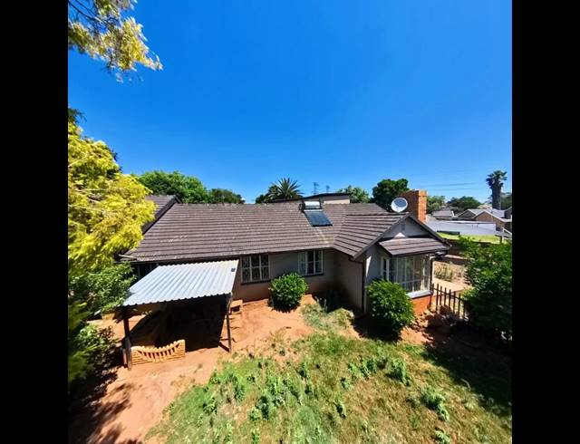 4 BEDROOM HOUSE FOR SALE IN CROYDON